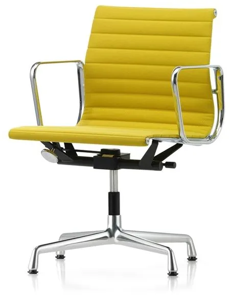 Vitra Aluminium EA 131 office chair with swivel function & armrests pastel green/Canola